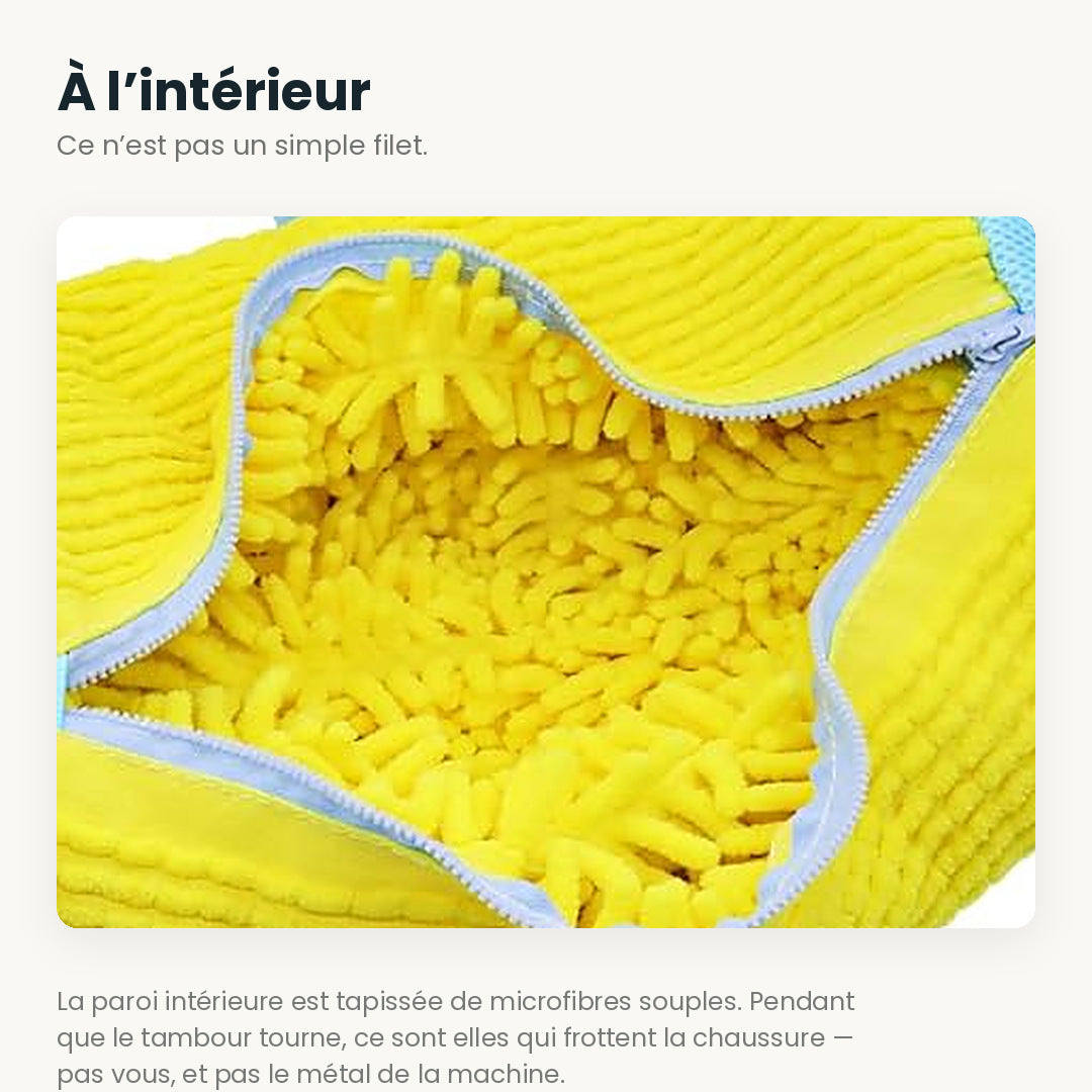 Gros plan sur l'intérieur du sac de lavage LUNDRA, tapissé de microfibres souples